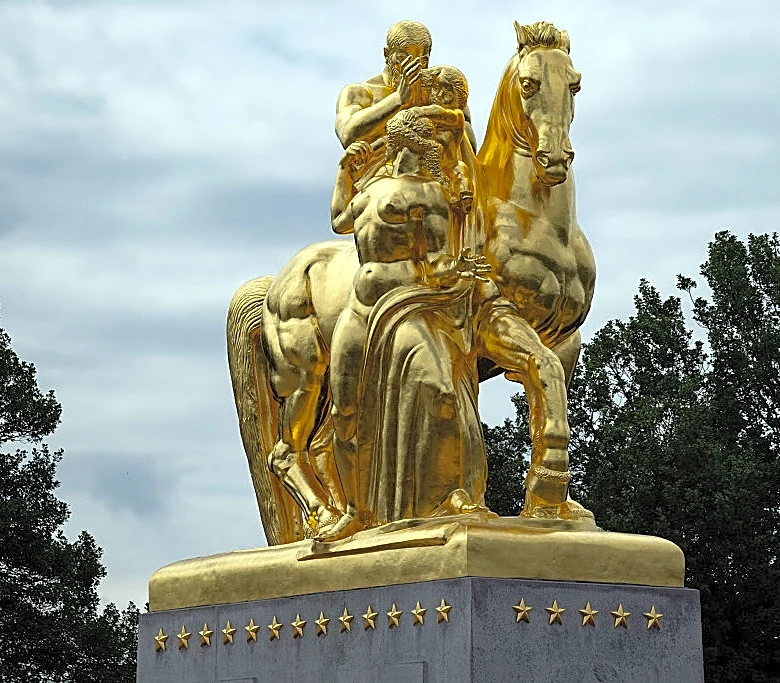 Trump Unveils Re-gilded ‘Arts of War’ Horse Statues Near Lincoln Memorial