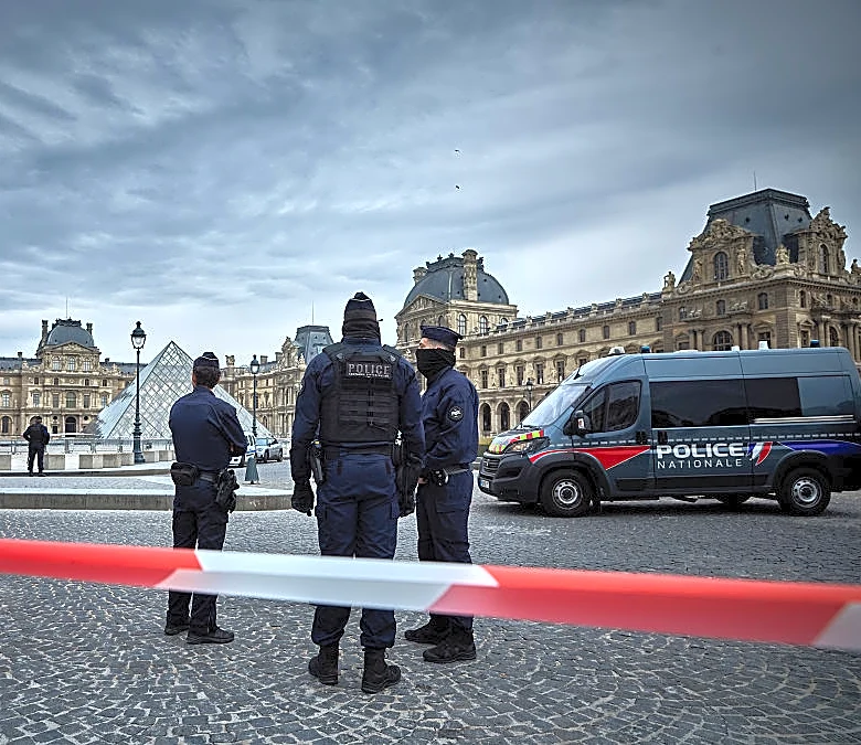 Europol Warns Museum Heists across Europe are Becoming More Violent, “Hand of God” Soccer Ball Sells, and More: Morning Links for August 24, 2026