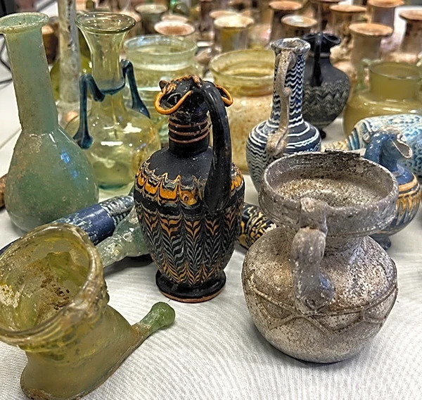 ICE Unit Says It Seized 22,000 Ancient Artifacts in Florida