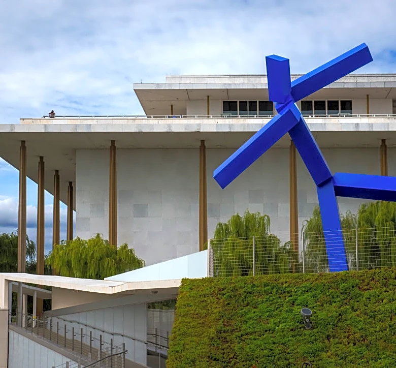 Kennedy Center to Remove ‘Blue’ Landmark Sculpture, Bonhams Bumps Buyer’s Premium, and More: Morning Links for September 2, 2026