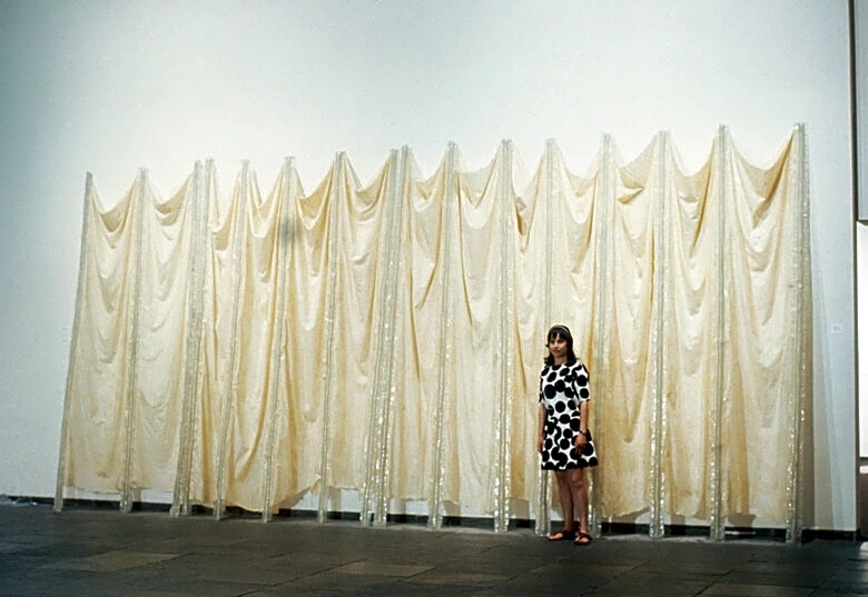 This New Eva Hesse–Inspired Novel Is an Experiment in Form (and Foam)
