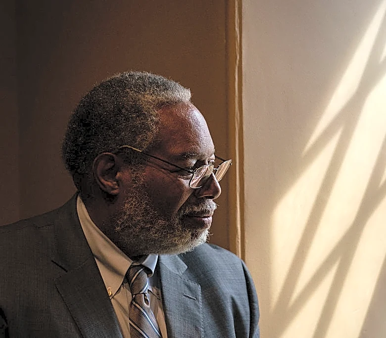 Smithsonian Secretary Lonnie Bunch to Retire as Trump Targets Museum Consortium