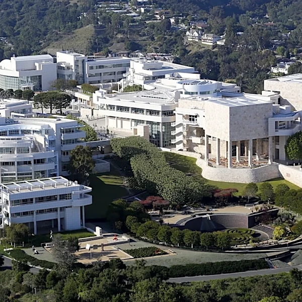 Getty Center Closes After Fire Breaks Out Along Los Angeles’s 405 Freeway