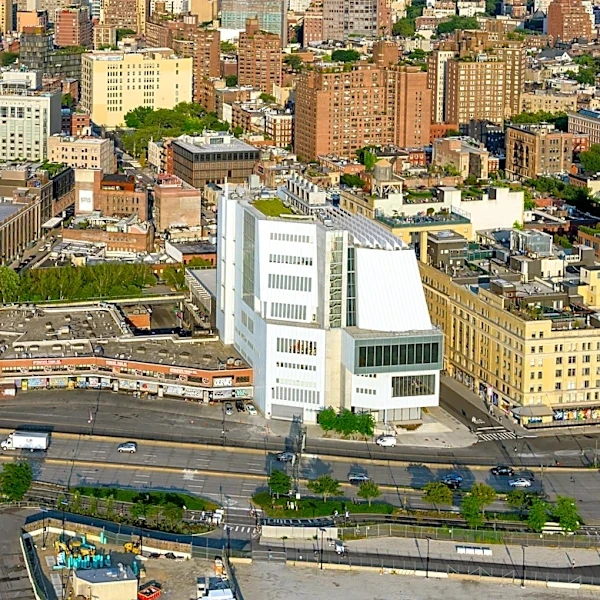 Chelsea Building Housing Two Art Galleries Will Go to Auction, But the Dealers Plan to Stay Put