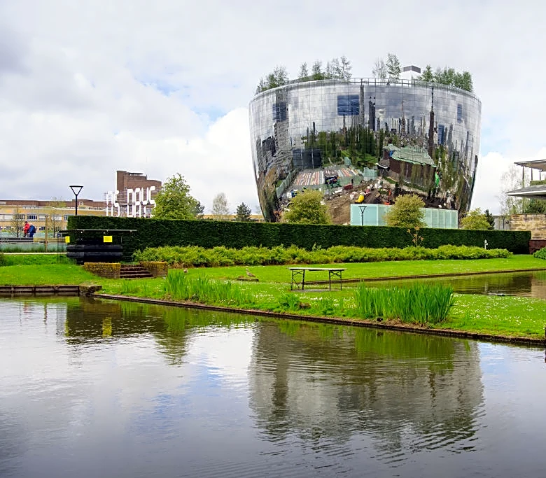 After Guggenheim Abu Dhabi Opening, Stephanie Rosenthal Will Join Rotterdam Museum as Artistic Director