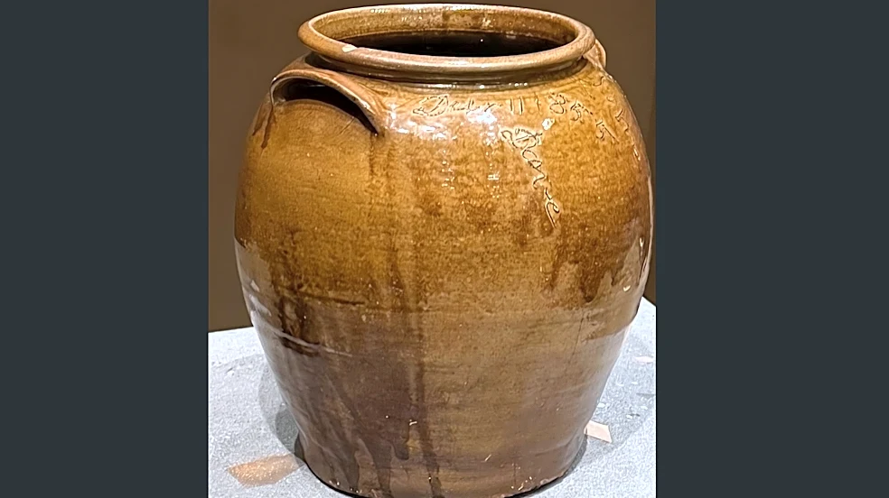 Theaster Gates Returned a David Drake Jar to His Descendants—It’s Now on View at a Virginia HBCU