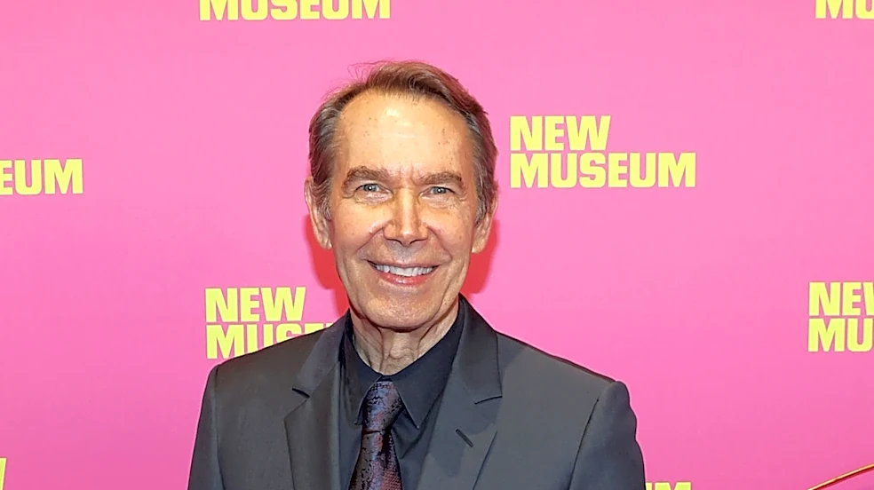 Jeff Koons Talks AI, a $100 M. Modigliani in Paris, and More: Industry Moves for October 21, 2026