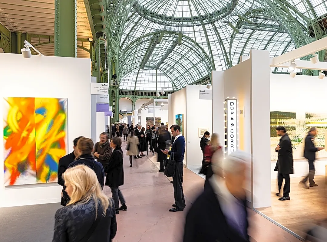 Dealers Scramble to Get Works Out of Paris After Surprise Art Basel Announcement