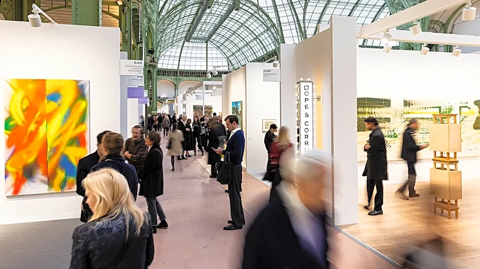Dealers Scramble to Get Works Out of Paris After Surprise Art Basel Announcement