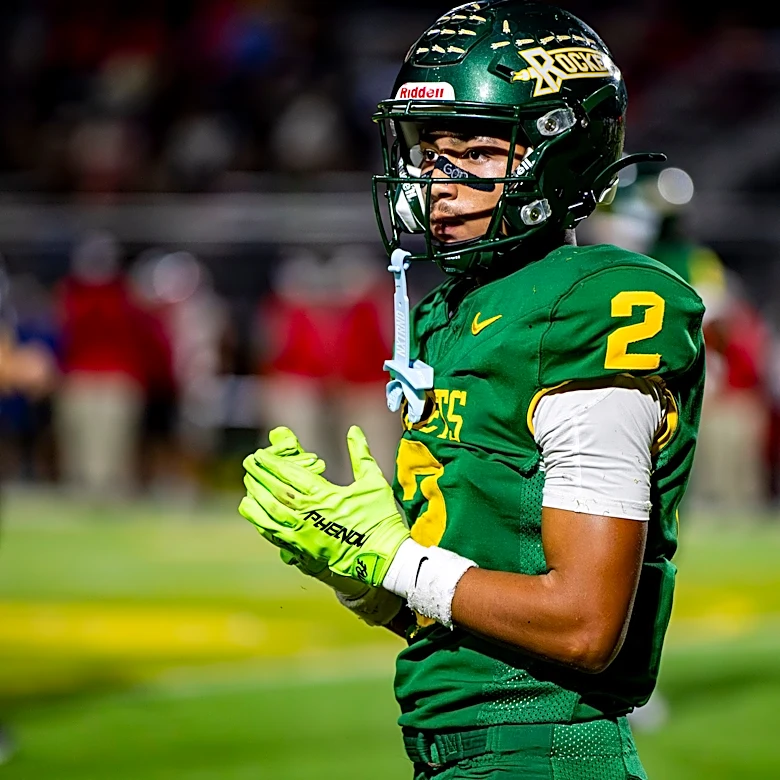 Zion Ikeme transfers back to Christ School football, reclassifies to 2028 class