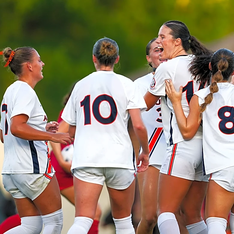 Auburn soccer gets through opening weekend unscathed