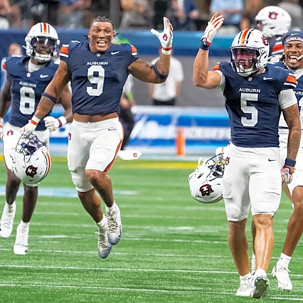 Auburn safety Eric Winters honored by SEC after clutch performance
