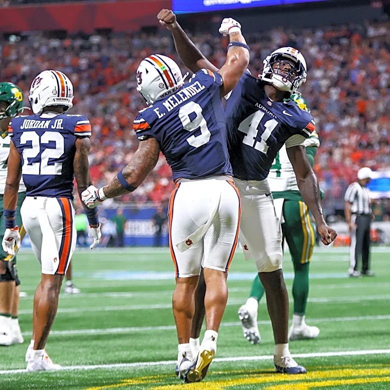 Did Auburn rise in the US LBM Coaches Poll after Week 1's win?