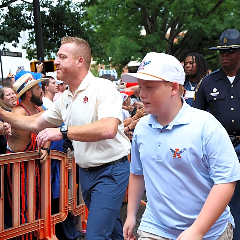 Alex Golesh previews Auburn football's SEC showdown vs Tennessee