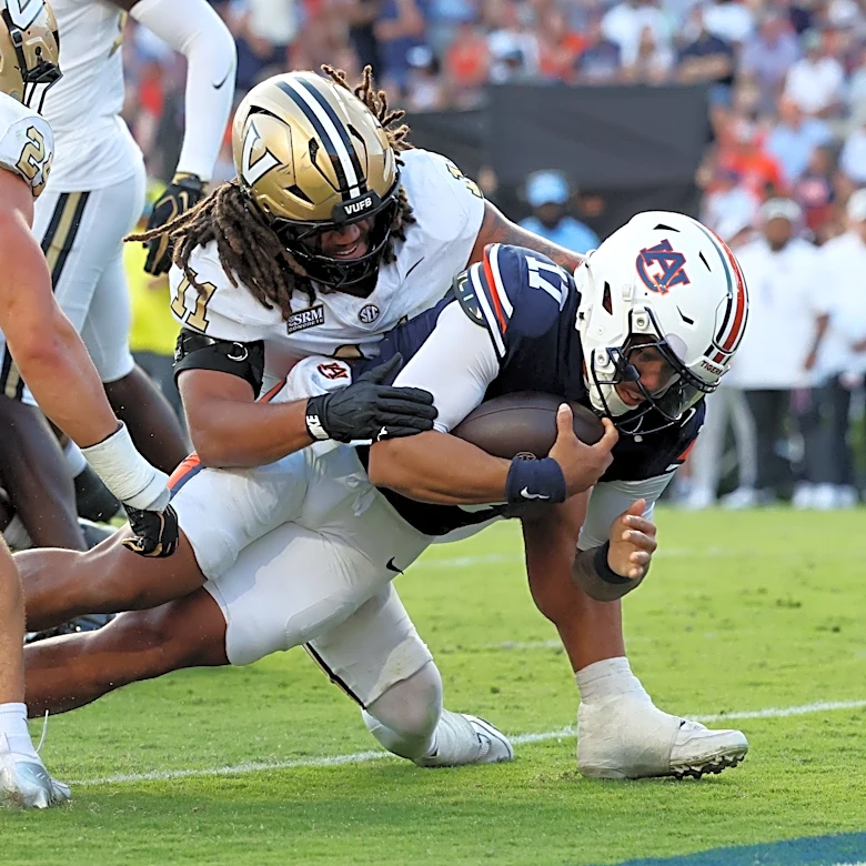 Where does Auburn rank in the ESPN FPI after defeating Vanderbilt?