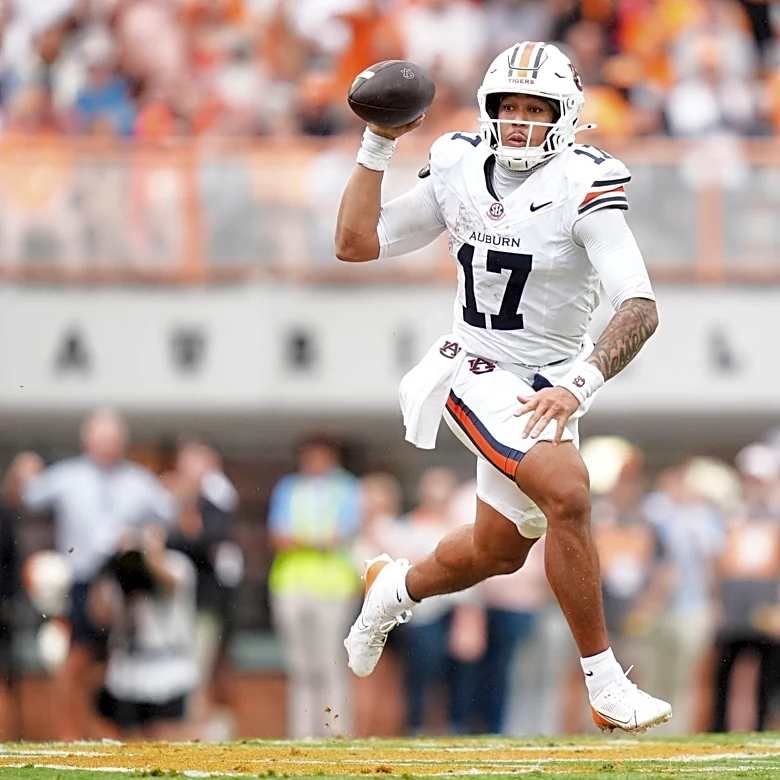 Who has played the most for Auburn’s offense through Week 5?