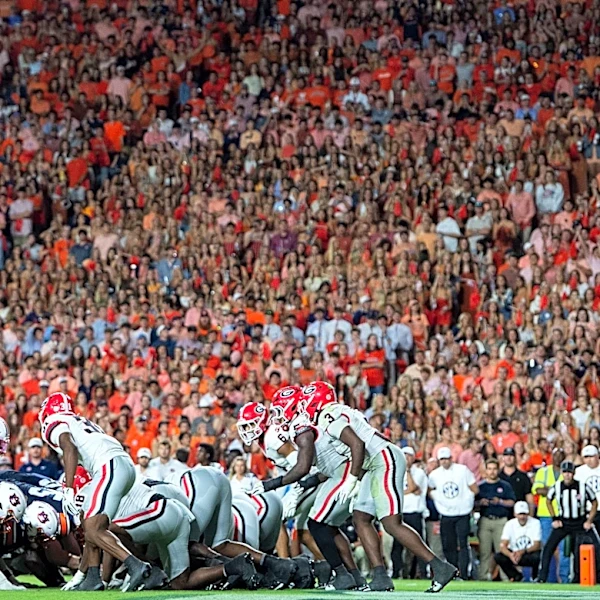 Predictions, picks, odds for Auburn's Week 7 game at Georgia