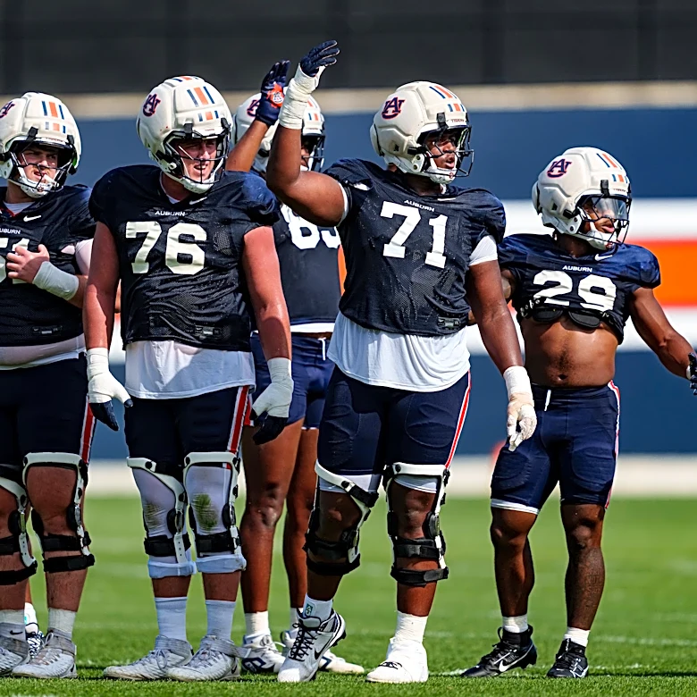 Auburn head coach Alex Golesh gives key injury update on Tai Buster