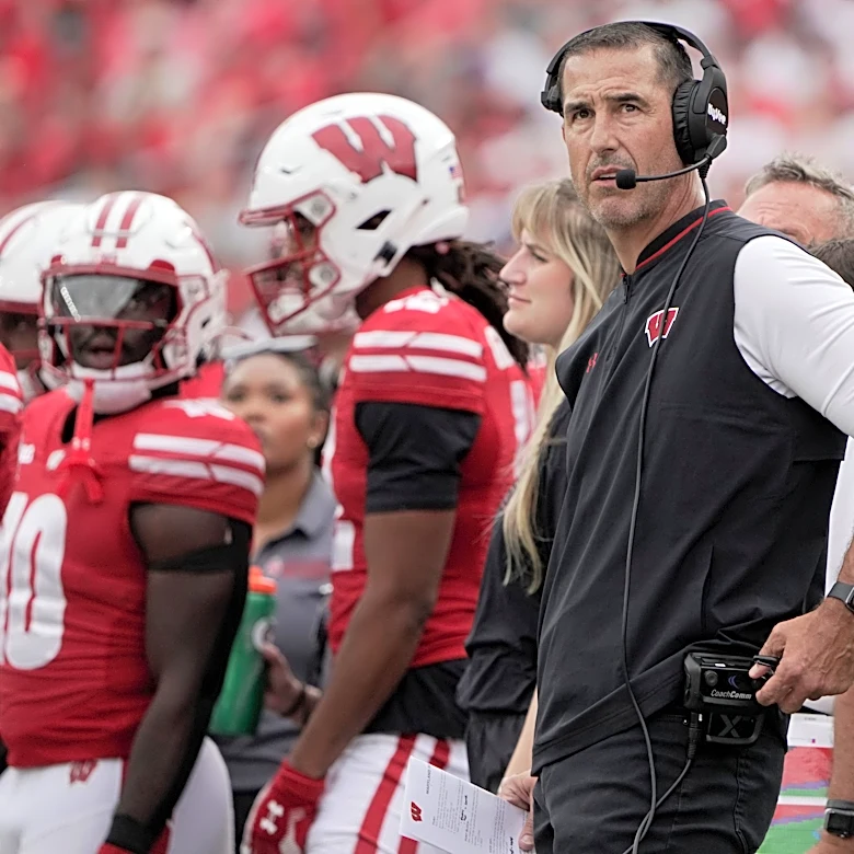Four Wisconsin football opponents make preseason US LBM Coaches Poll