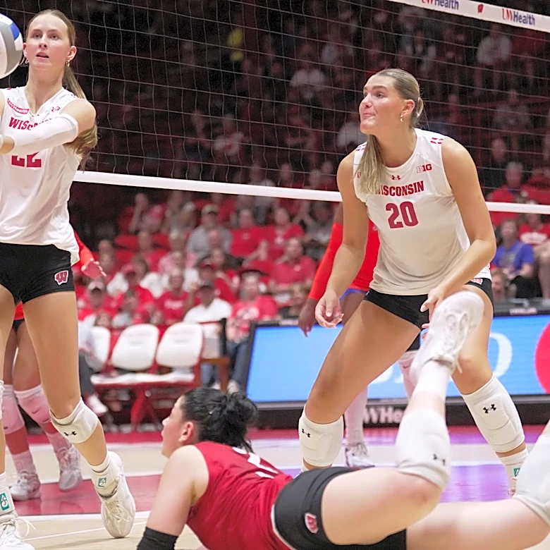 No. 5 Wisconsin Badgers volleyball vs. Auburn: Live updates, score