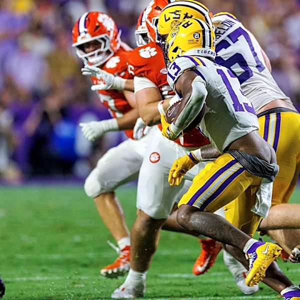Former Badgers RB finishes with two touchdowns, 114 yards in LSU debut