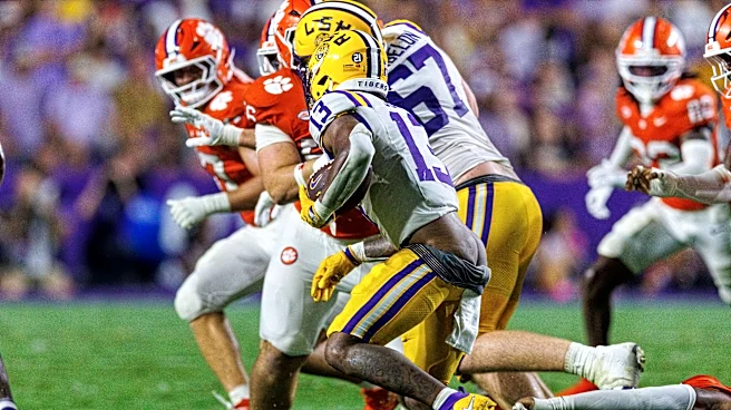 Former Badgers RB finishes with two touchdowns, 114 yards in LSU debut