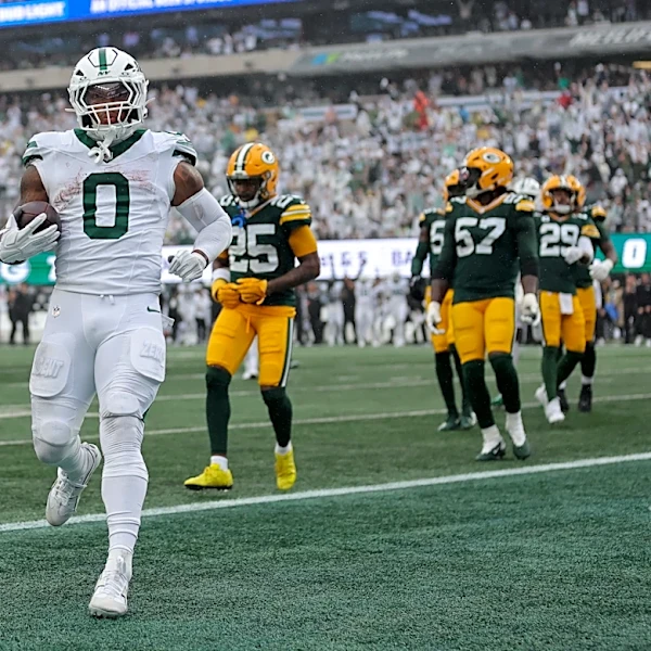 Three former Wisconsin Badgers legends score touchdowns in NFL Week 2