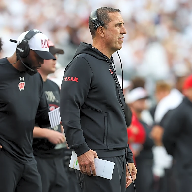 Wisconsin's Luke Fickell named Paul Bryant National Coach of the Week