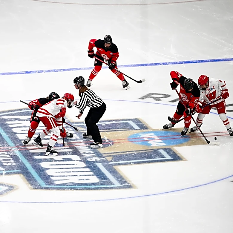 Wisconsin, Ohio State top USCHO rankings ahead of championship rematch
