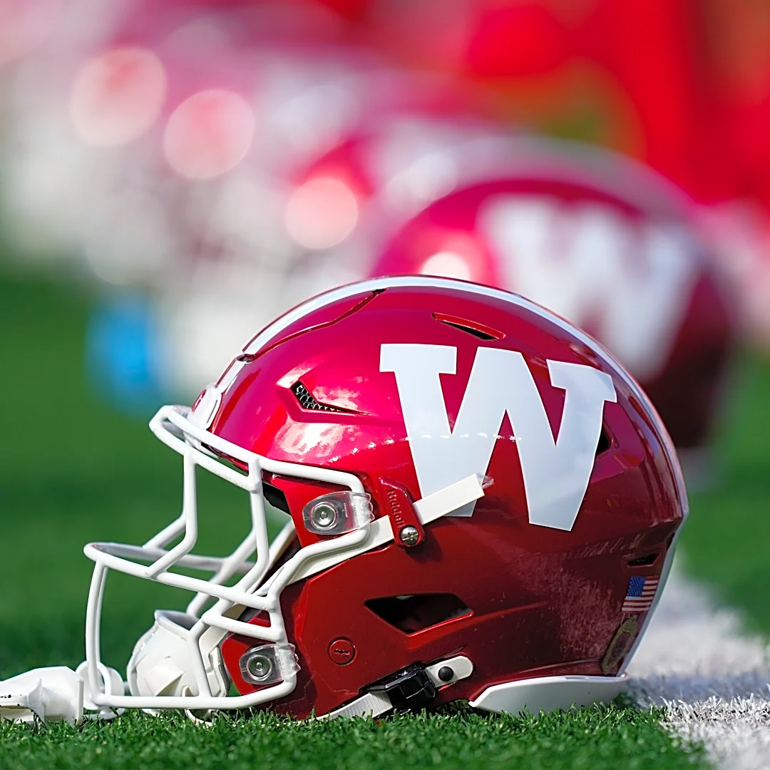 USA TODAY pencils Wisconsin in for major Big 10 vs. Big 12 bowl game