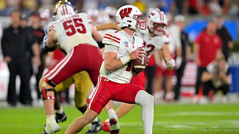 Immediate takeaways from Wisconsin's 17-7 loss vs. No. 12 UCLA