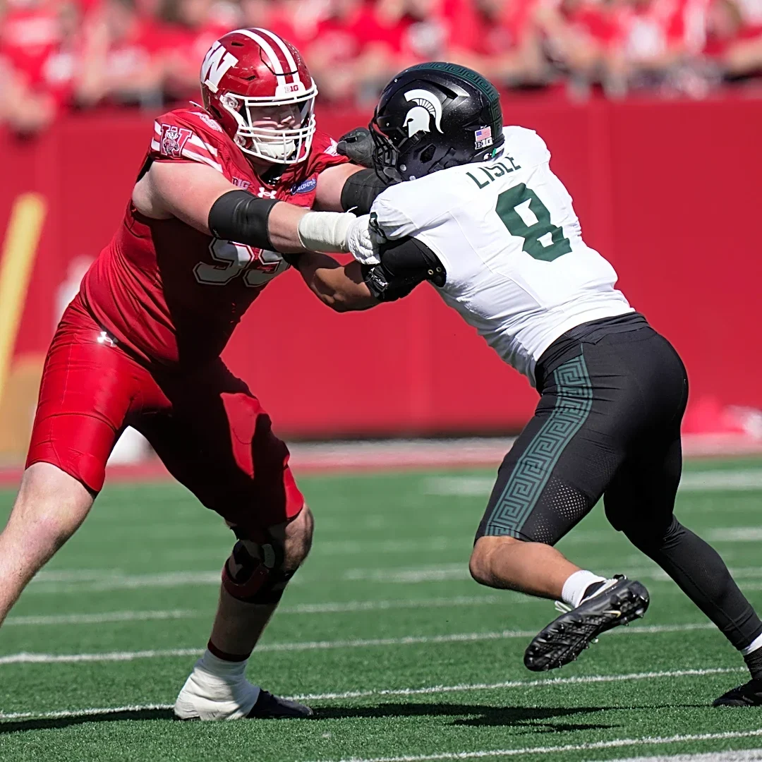 Wisconsin offensive lineman clarifies viral quote after UCLA game