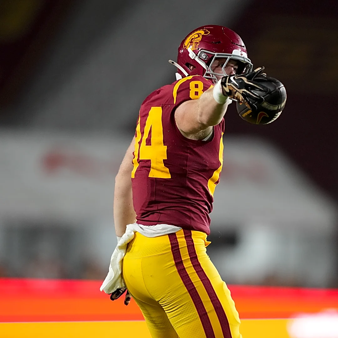 Wisconsin Badgers set to face former tight end vs. USC in Week 8