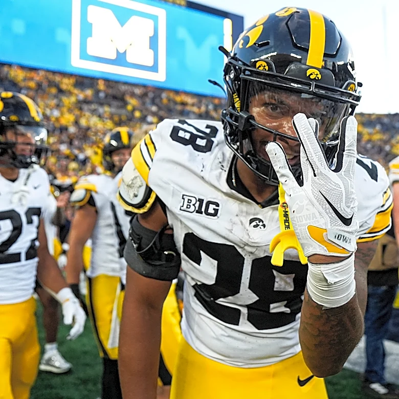 Iowa Hawkeyes offense suffers major blow ahead of Wisconsin matchup