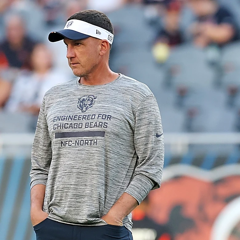 Bears DC Dennis Allen reacts to Coby Bryant's injury