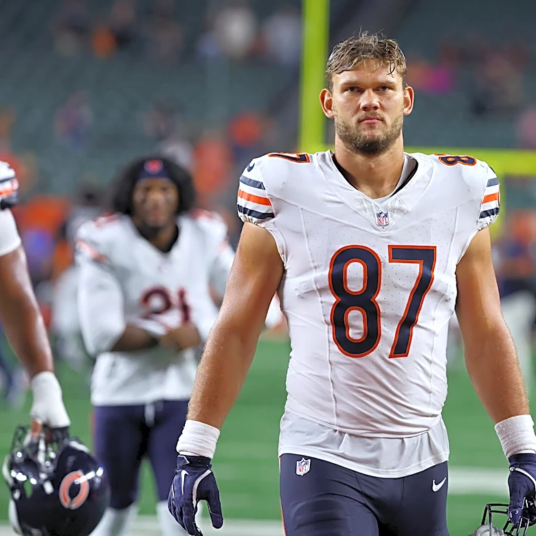 Ben Johnson shares update on Bears rookie TE Sam Roush's progress