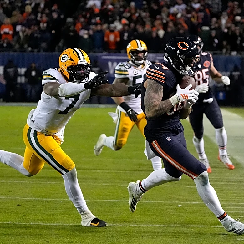 Colston Loveland credits Ben Johnson for intense Bears-Packers rivalry
