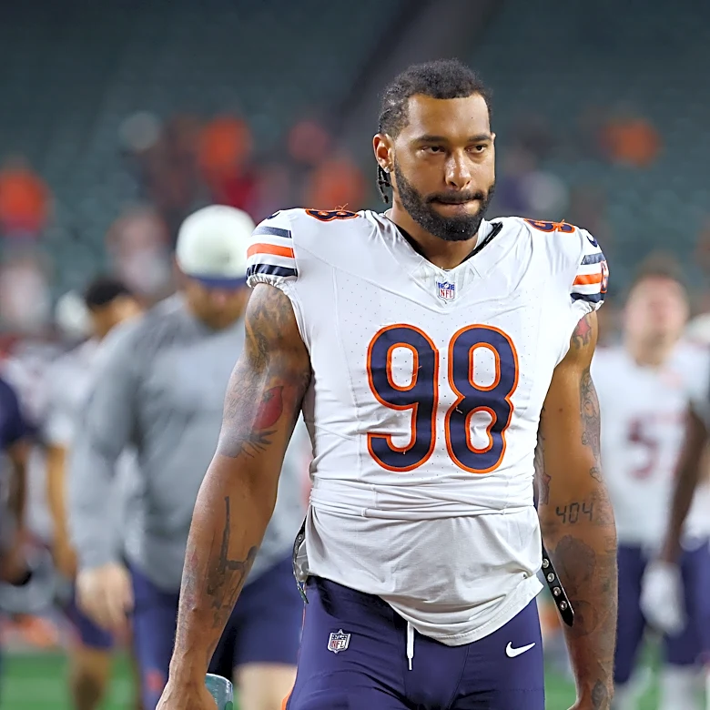 ESPN predicts Bears EDGE Montez Sweat will regress in 2026