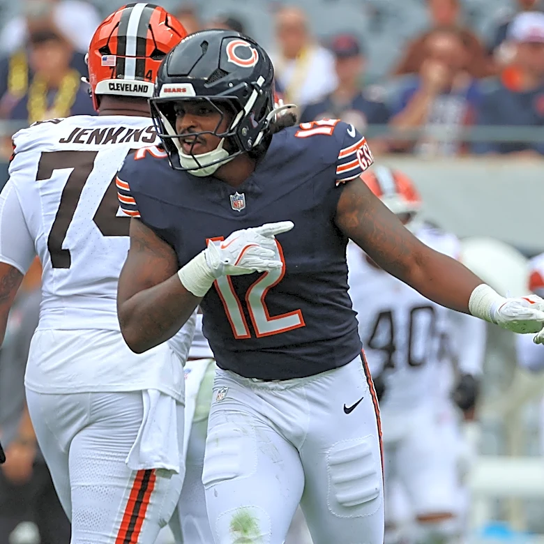 T.J. Edwards sounds off on new Bears LB Devin Bush