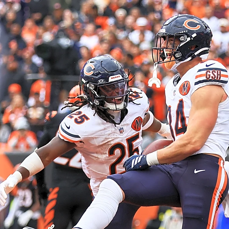 NFL experts predict Chicago Bears' 2026 record
