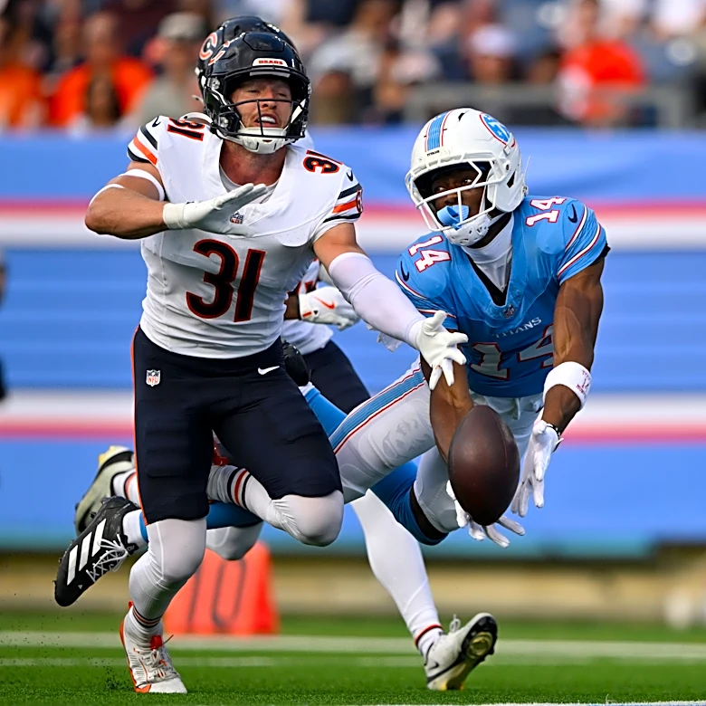 How many new Week 1 starters for the Chicago Bears in 2026?