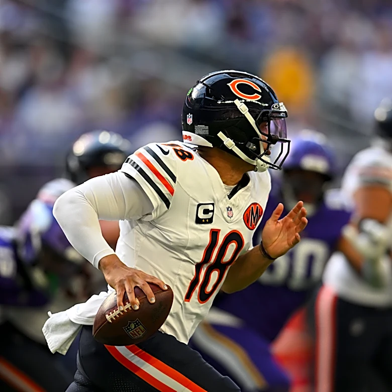 Brian Flores dubs Bears QB Caleb Williams a 'superstar'