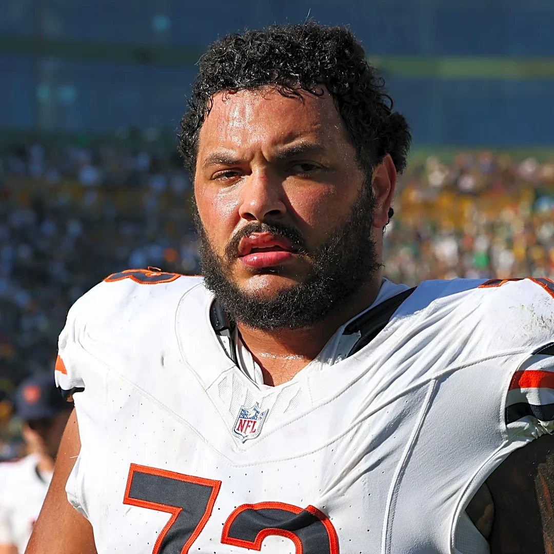 Latest on Bears RG Jonah Jackson's hip injury ahead of Week 7