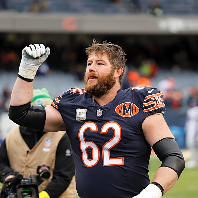 Joe Thuney discussed unselfishness of Bears offense after Week 7 win
