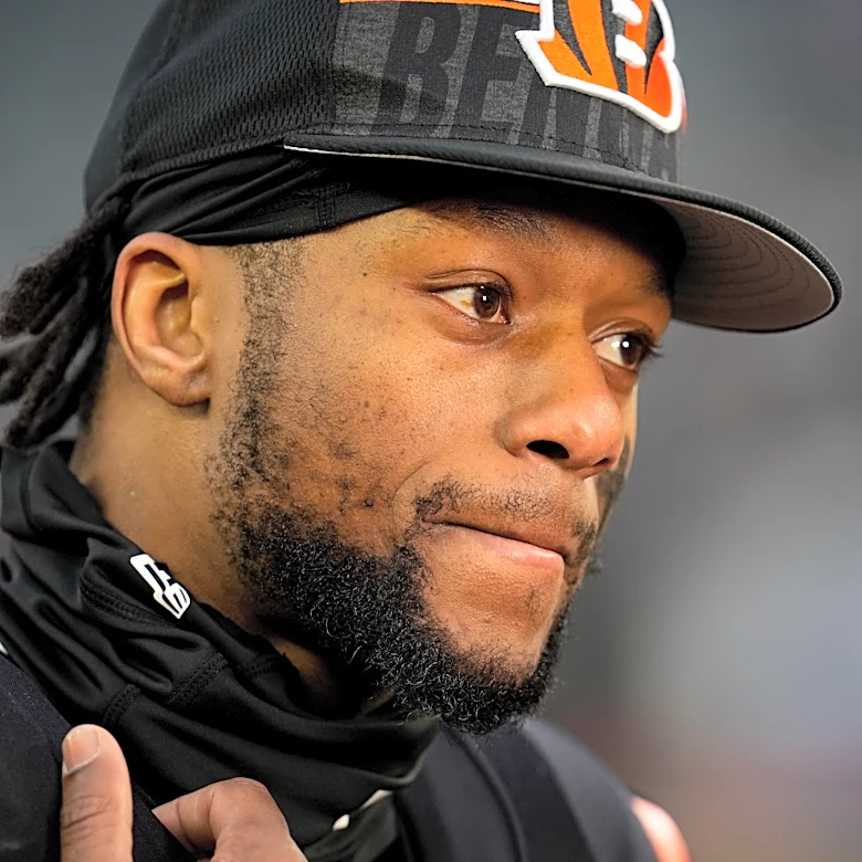 Bengals great Joe Mixon’s weird injury saga ends with new team