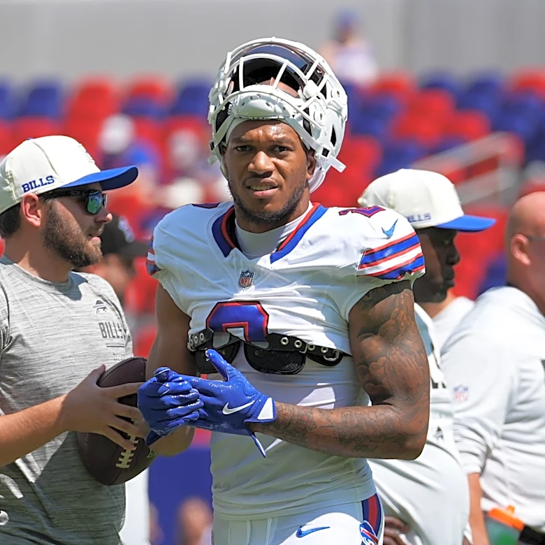 Bills vs. Panthers injury update: WR DJ Moore being looked at on sideline