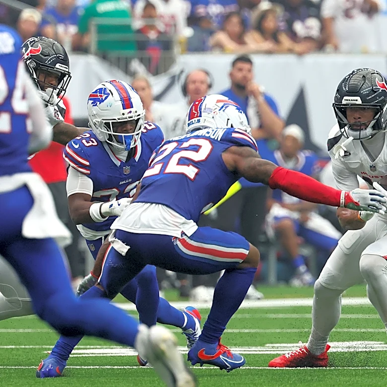Bills' CJ Gardner-Johnson shows emotions leaving field after win vs. Texans