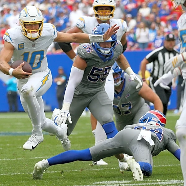 PFF: 5 lowest-graded Bills players on defense in Week 3 vs. Chargers