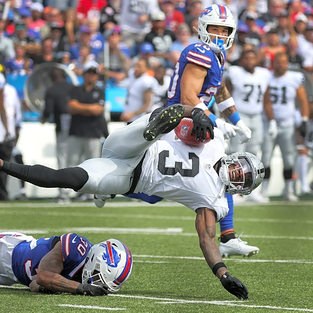 Behind Enemy Lines: Week 6 Bills Q&A with Raiders Wire