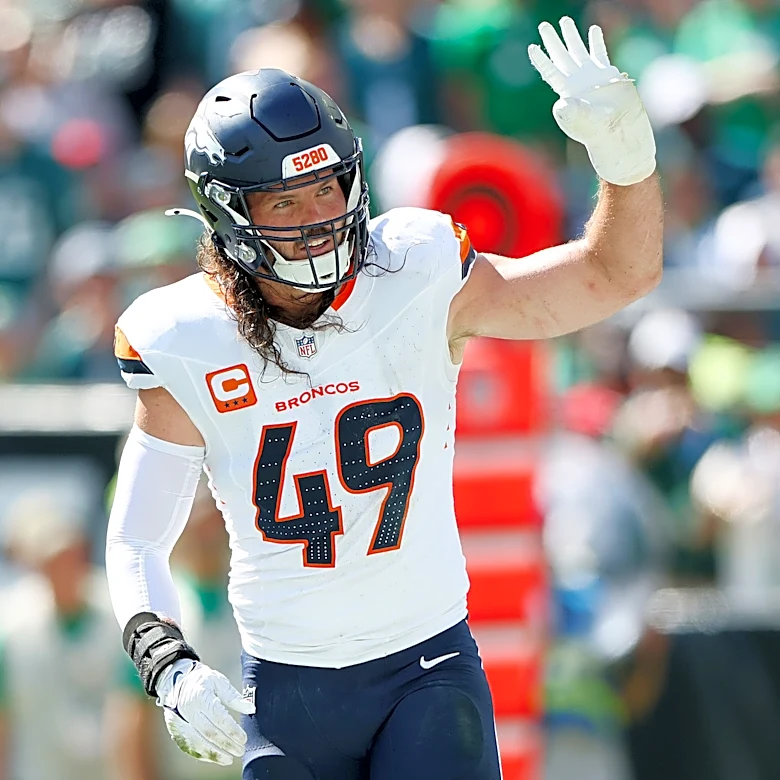 See where Alex Singleton ranks among PFF’s top NFL linebackers